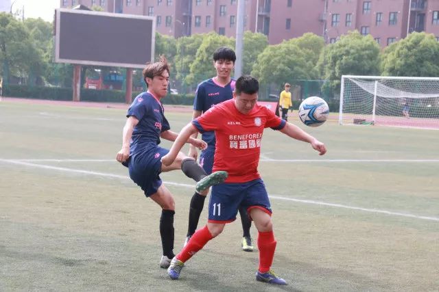 曼联启动转会谈判，巴拉圭门将吉尔转会接近完成